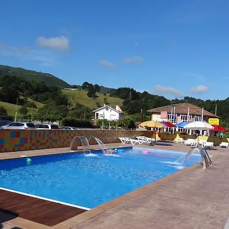 Conjunto Hotelero La Pasera 2*