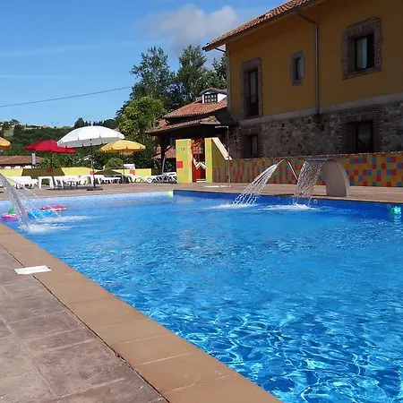 Conjunto Hotelero La Pasera Hotel 2*