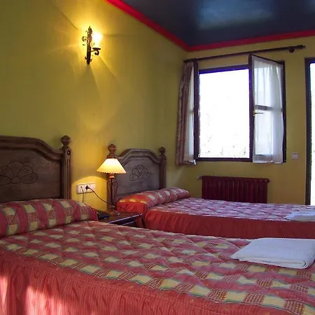 Conjunto Hotelero La Pasera 2*