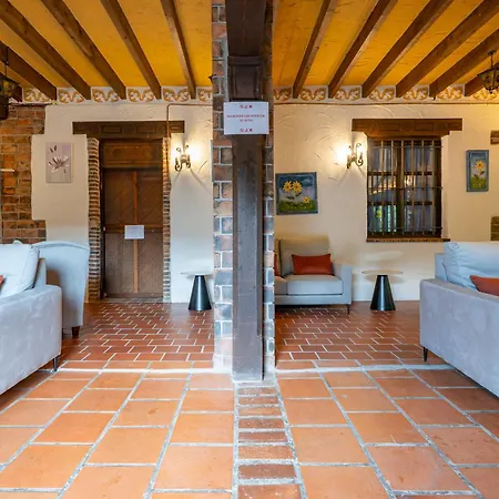 Conjunto Hotelero La Pasera 2*