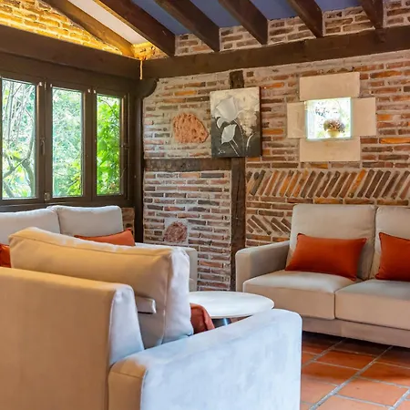 Conjunto Hotelero La Pasera 2*