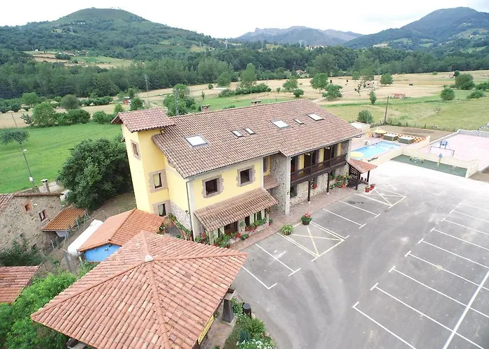 Conjunto Hotelero La Pasera Hotel