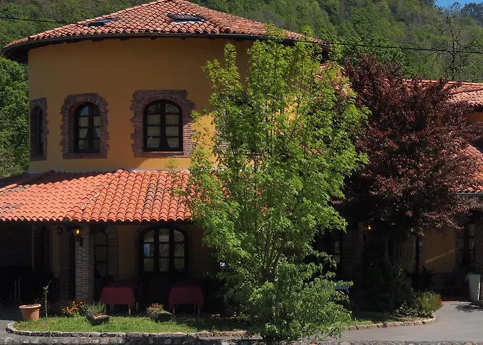 Hotel Conjunto Hotelero La Pasera 2*